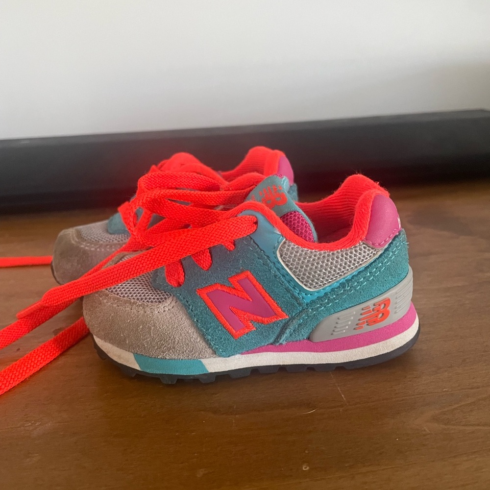 Baby New Balance Kids Sneakers - Neon Coral and Teal size 4C